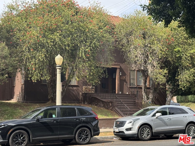301 S Norton Avenue