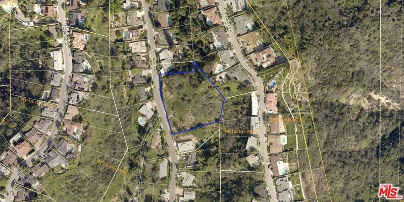 2130 Roscomare Road