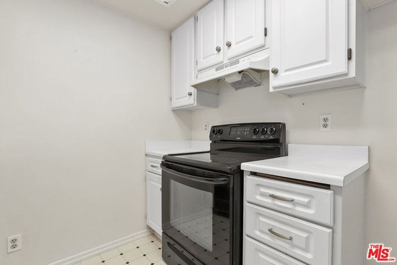 501 Palisades Drive 103