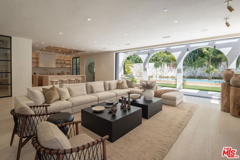 966 Stone Canyon Road