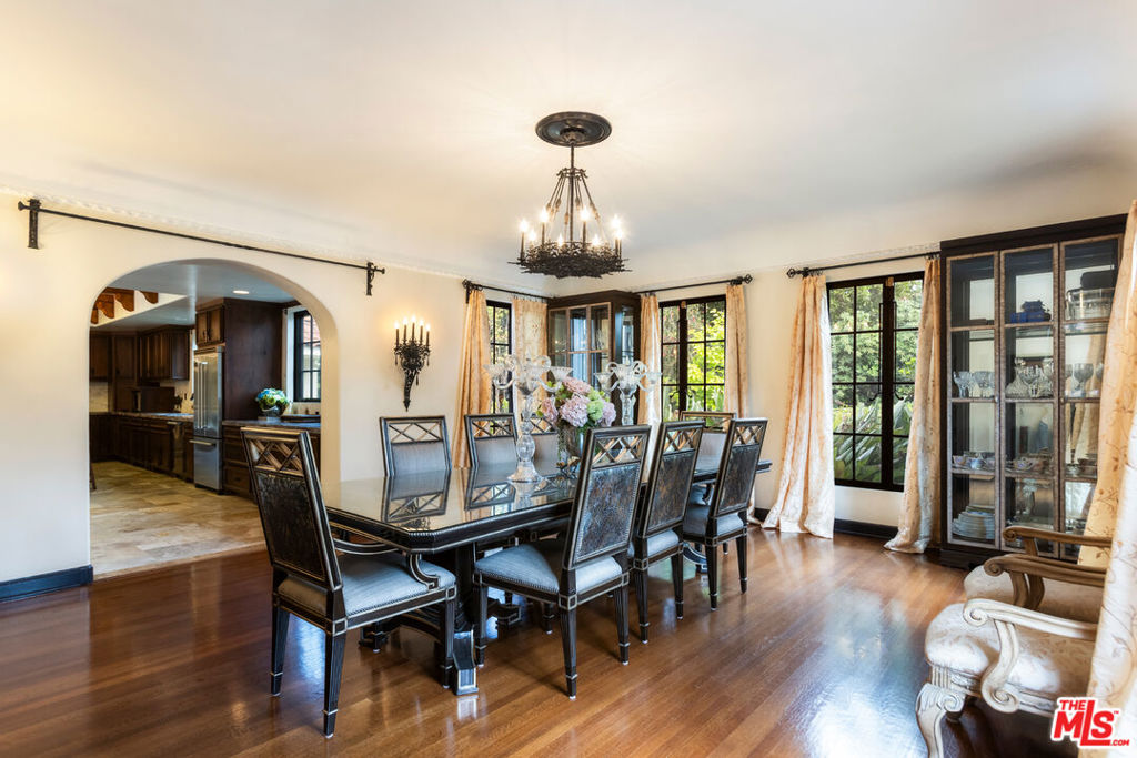 Properties 4 2086 S Oak Knoll Avenue