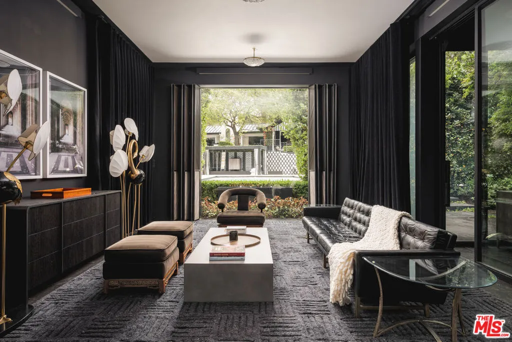 Santa Barbara, California 93108, United States, 3 Bedrooms Bedrooms, ,2 BathroomsBathrooms,Residential,Active,202735