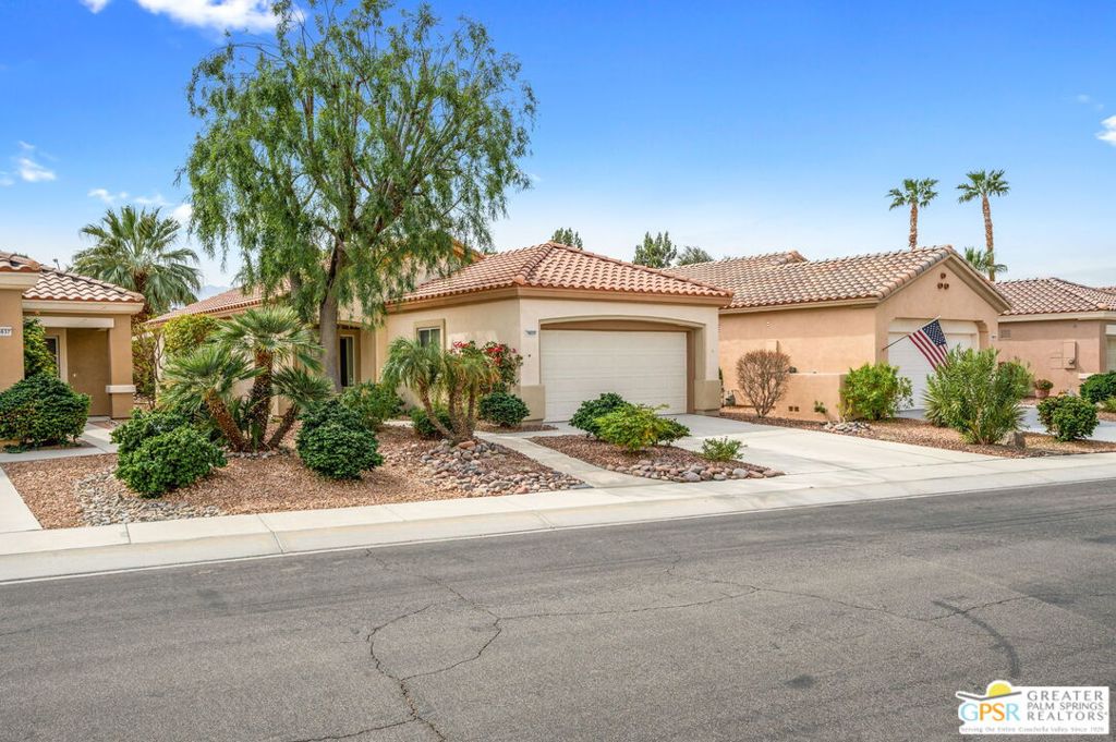 78629 Rockwell Circle