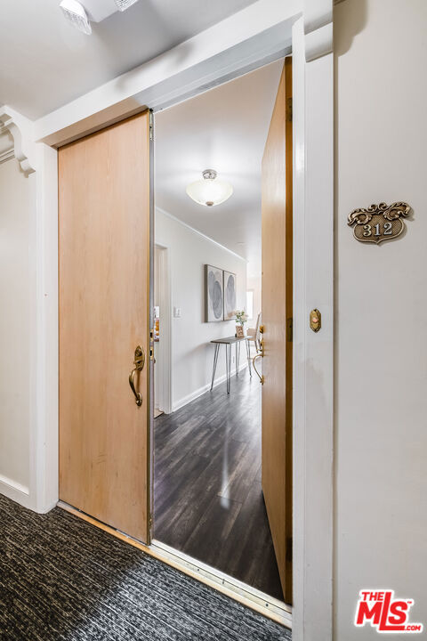 10707 Camarillo Street 312