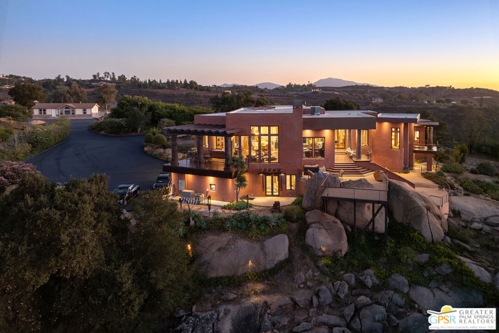 19210 Highland Hills Drive