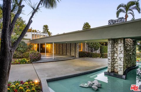 409 Drury Lane Beverly Hills CA 90210