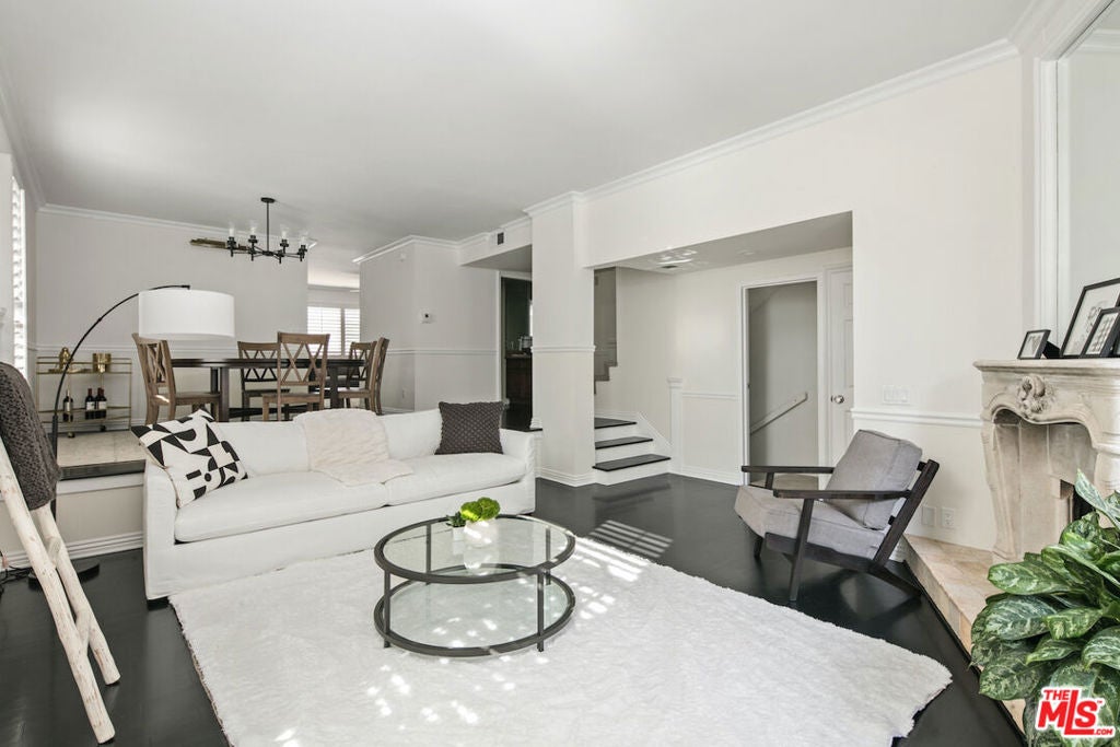 1578 Palisades Drive