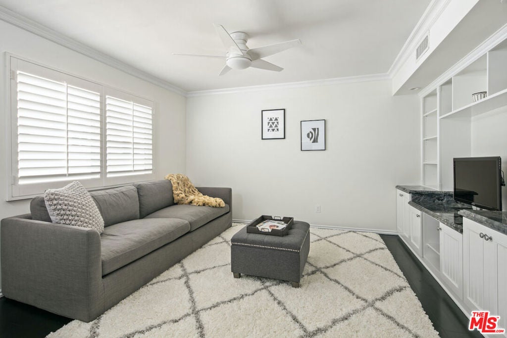 1578 Palisades Drive
