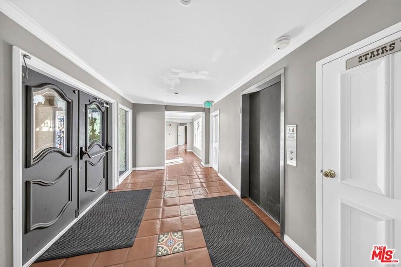 3481 Stancrest Drive 211