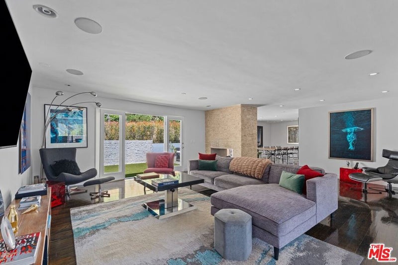 7561 Devista Drive