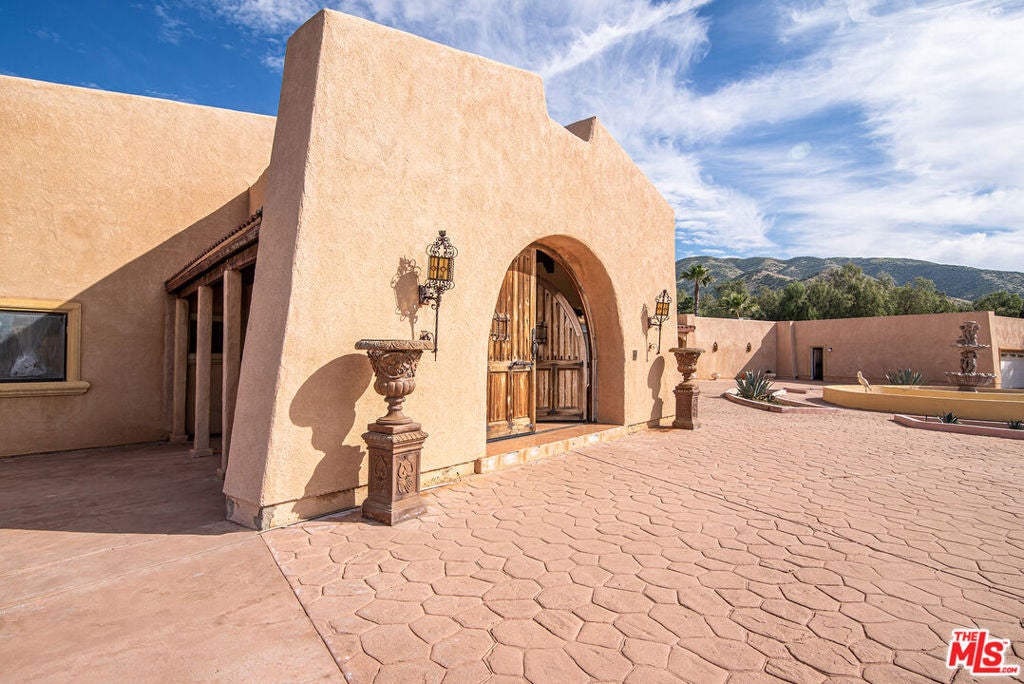 35931 Via Famero Drive