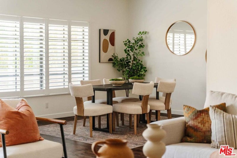 14050 Magnolia Boulevard 105