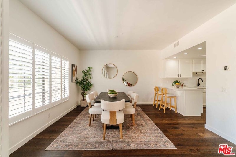 14050 Magnolia Boulevard 105