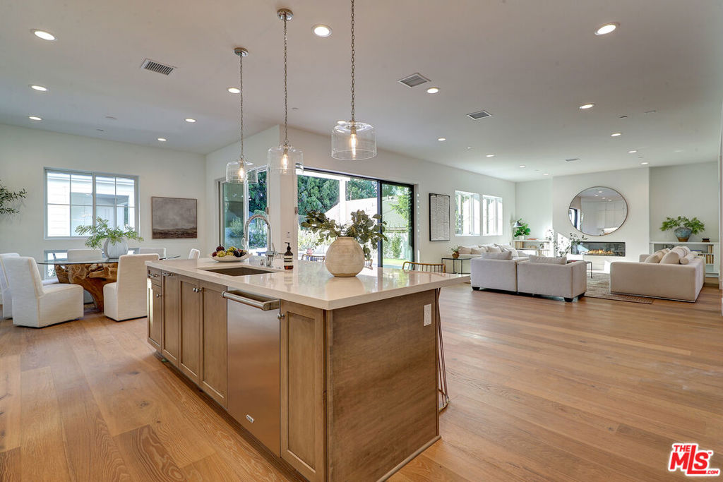 4241 Woodcliff Road