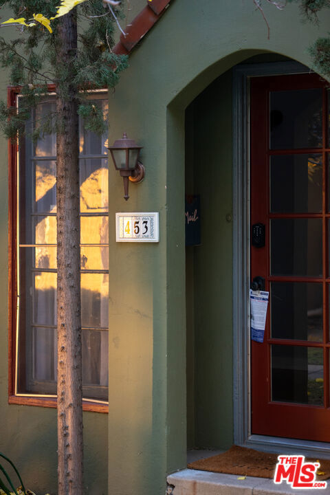 Properties 1 451 E Sacramento Street