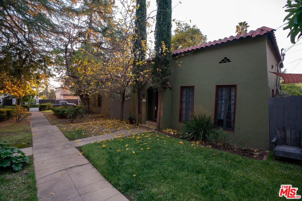 Properties 4 451 E Sacramento Street