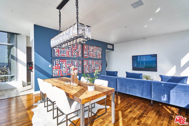 900 W Olympic Boulevard 34A