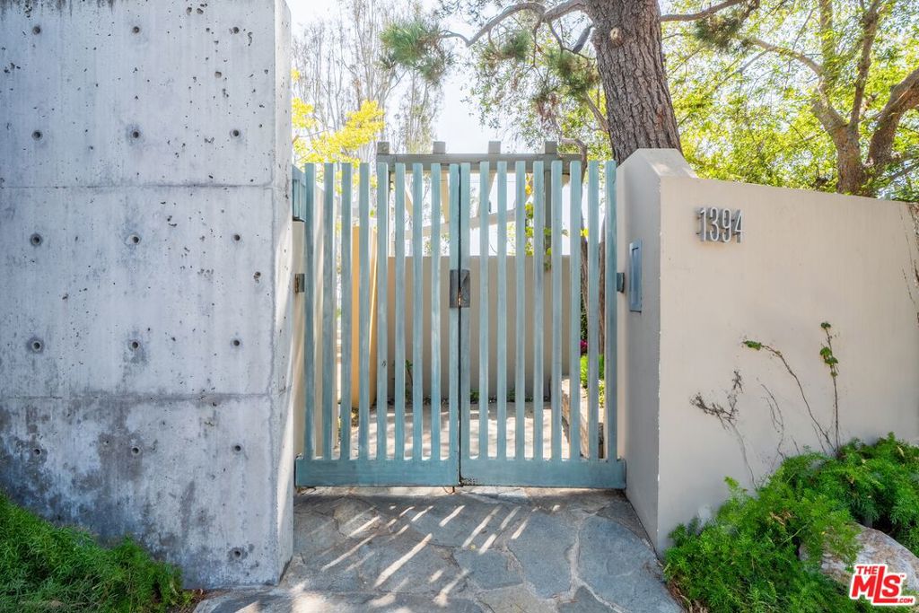 1394 Miller Drive