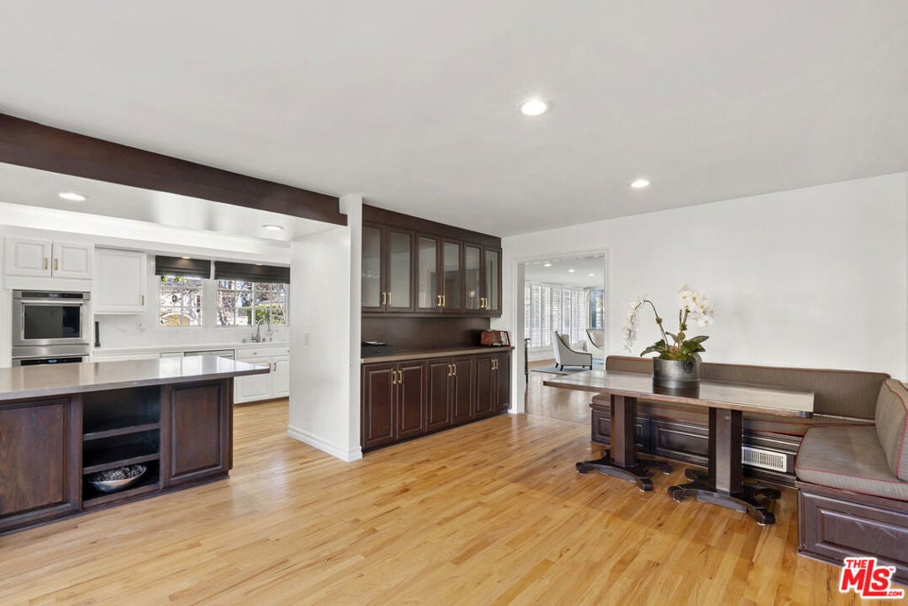 1233 Corsica Drive