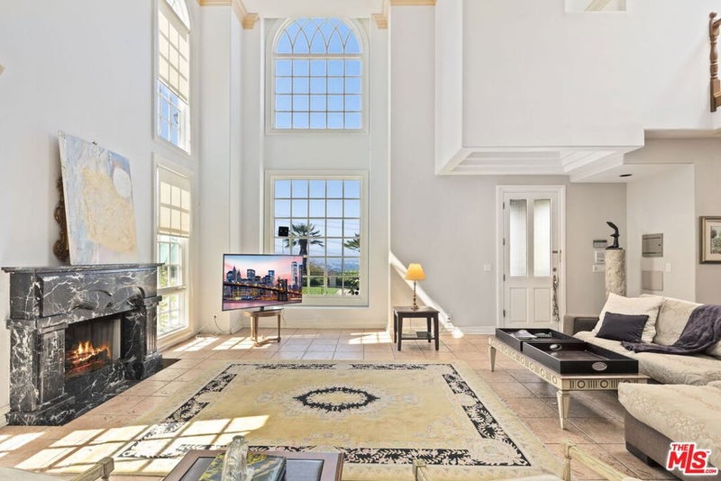 14330 Mulholland Drive