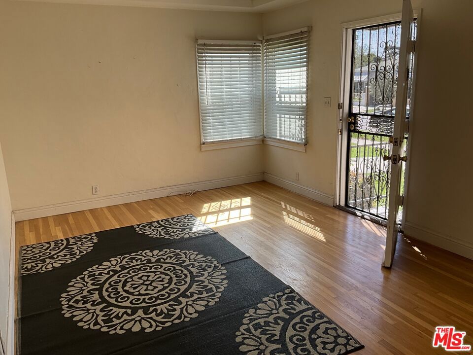 3766 Cimarron Street