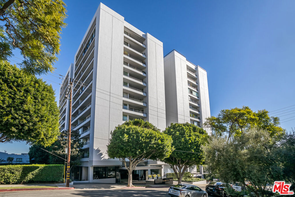 Properties 1 1100 Alta Loma Road 1701