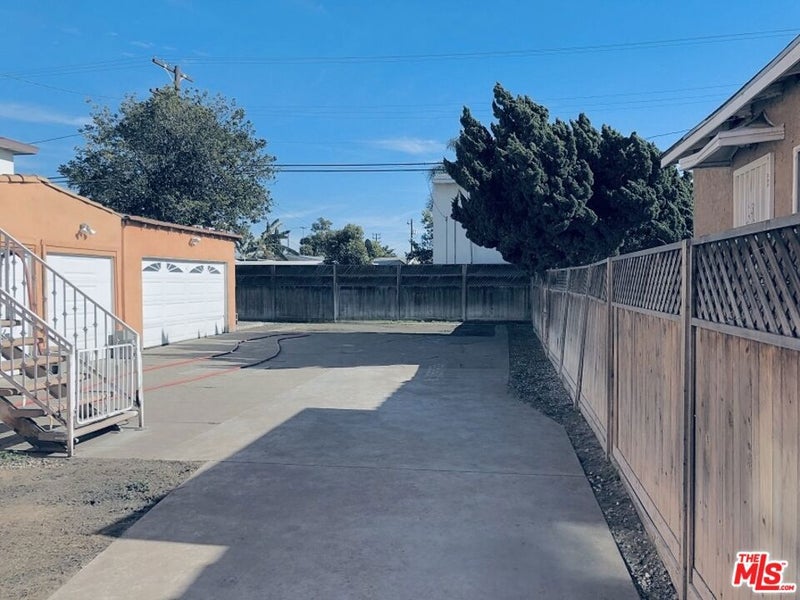 1610 Hauser Boulevard