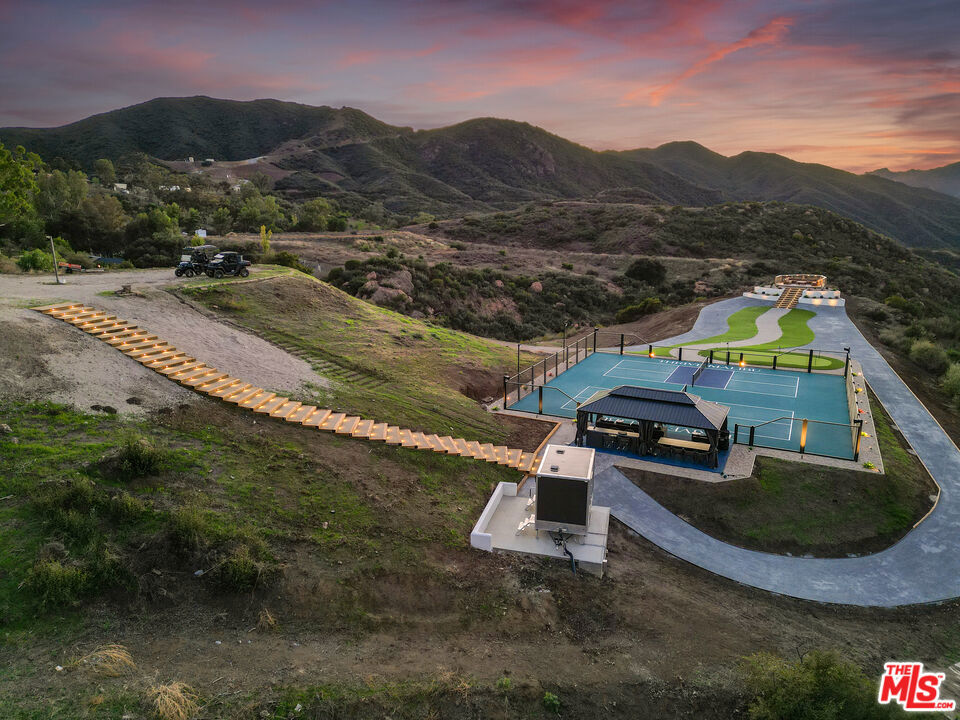 265 Westlake Boulevard