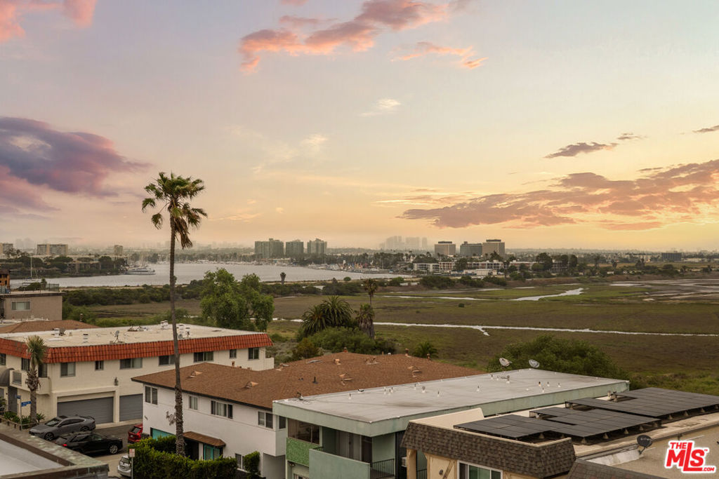 Properties 1 6624 Vista Del Mar