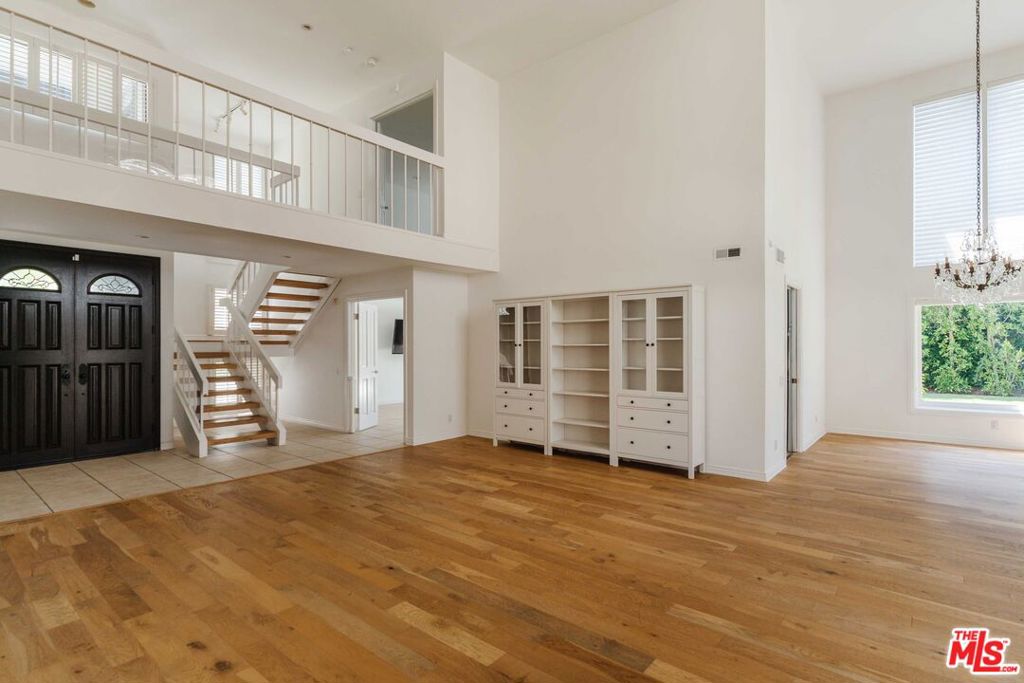 17273 Avenida De La Herradura