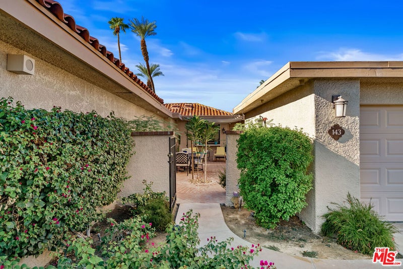 143 La Cerra Drive