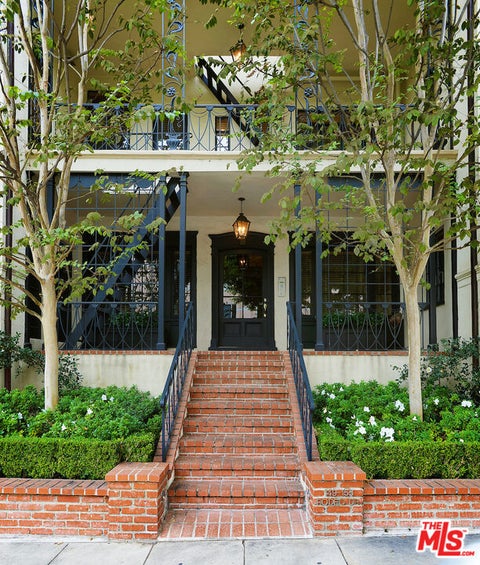 Photo of 149 S Rodeo Drive, Beverly Hills, CA 90212 (MLS # 26847995)
