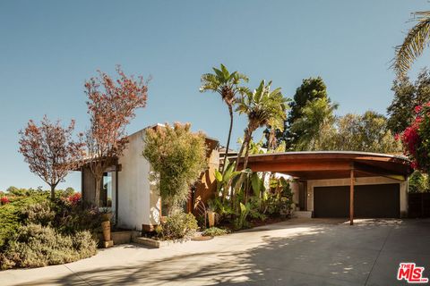 3604 Glenridge Drive Sherman Oaks CA 91423