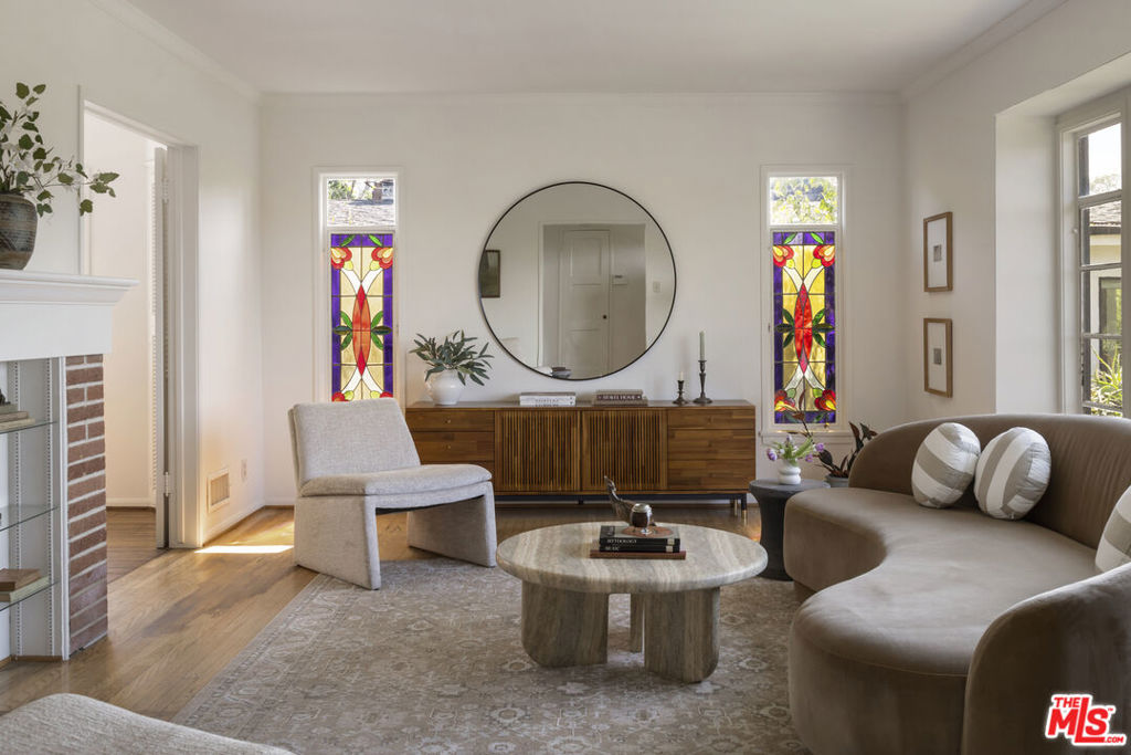 2502 Armstrong Avenue