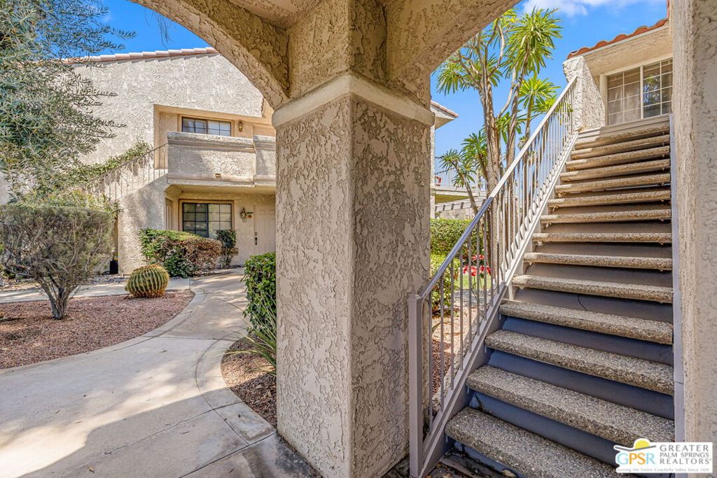 2700 E Mesquite Avenue E26