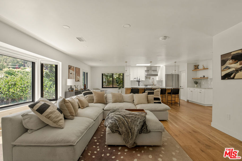 4100 Woodcliff Road