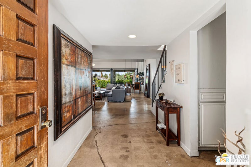 120 E Perlita Circle