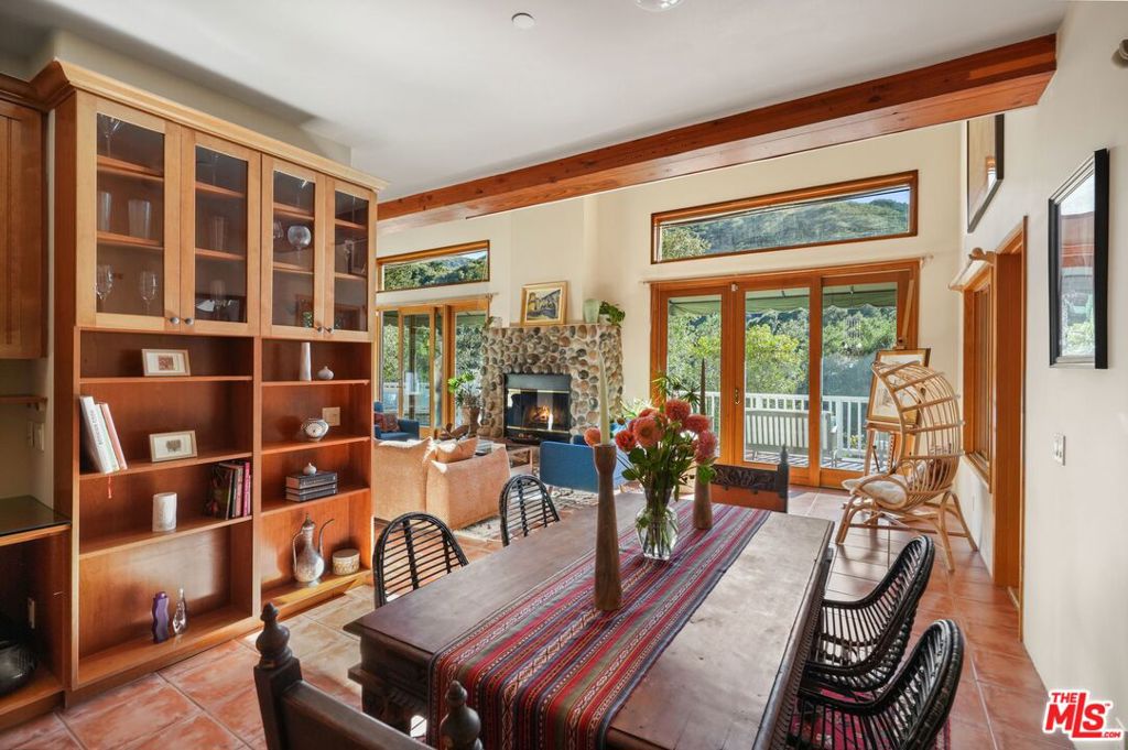 774 Old Topanga Canyon Road