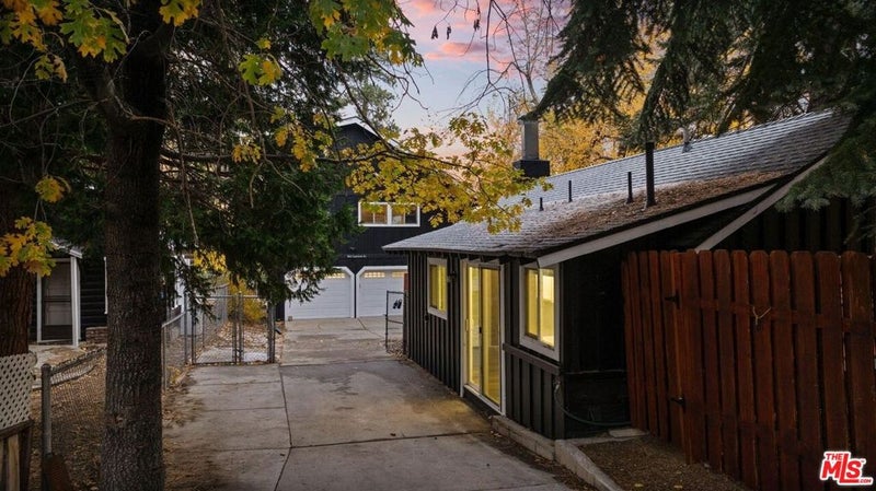 993 Cameron Drive
