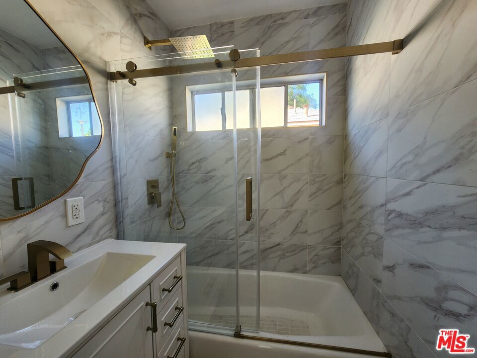 14177 Osborne Street