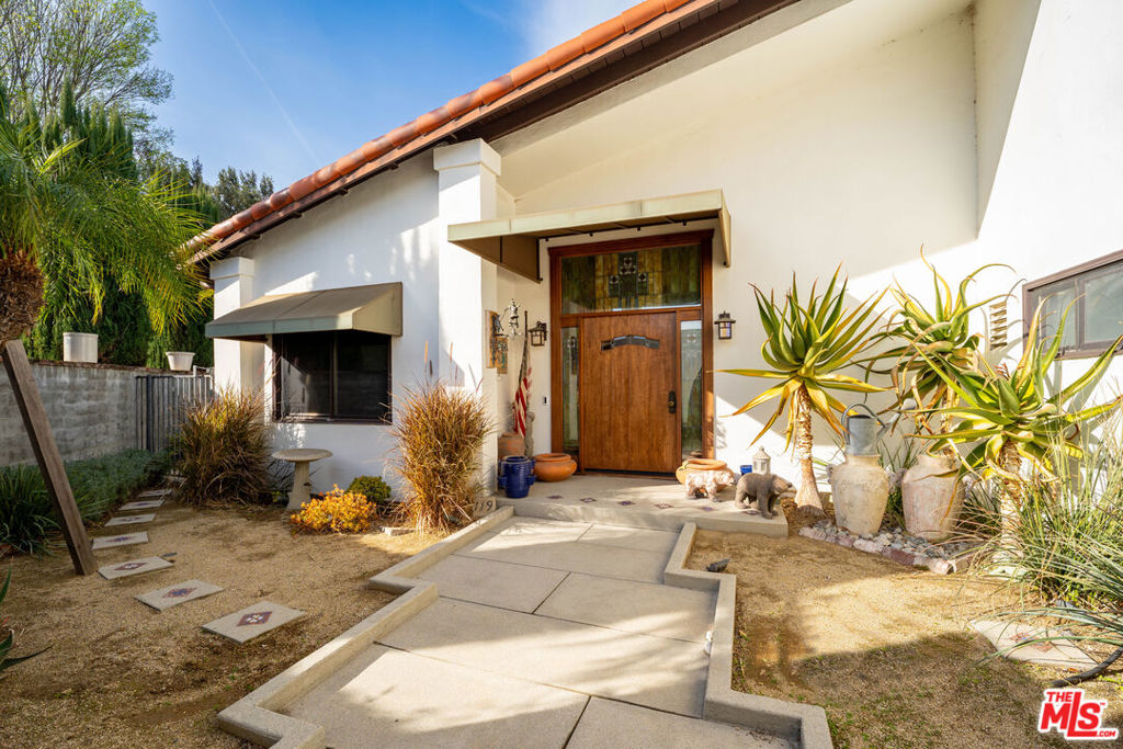 5347 Lockhurst Drive