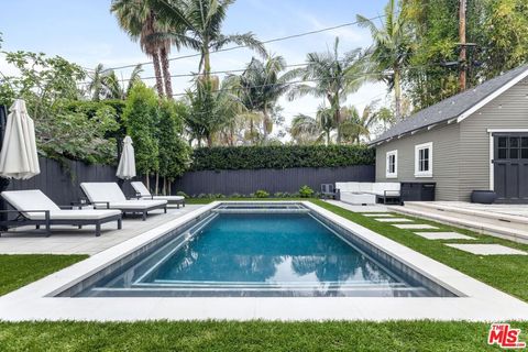 Photo of 1617 N Vista Street, Los Angeles, CA 90046 (MLS # 26834455)