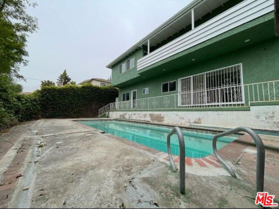 5073 Southridge Avenue