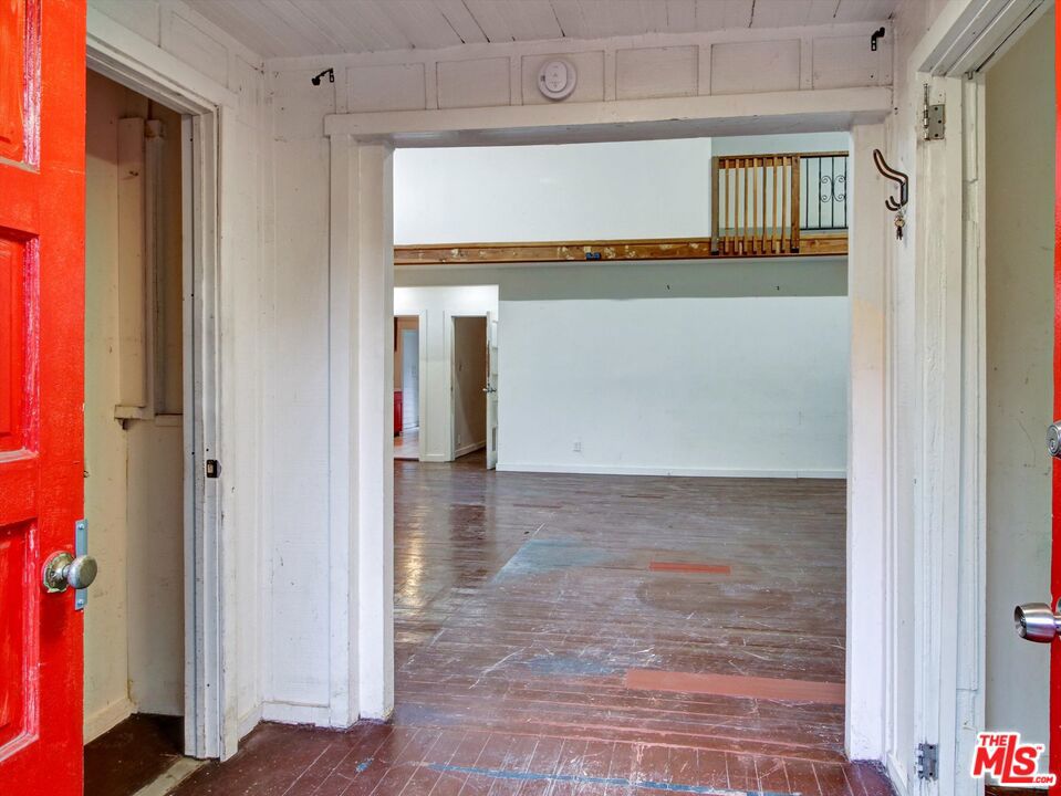 1428 N Mccadden Place