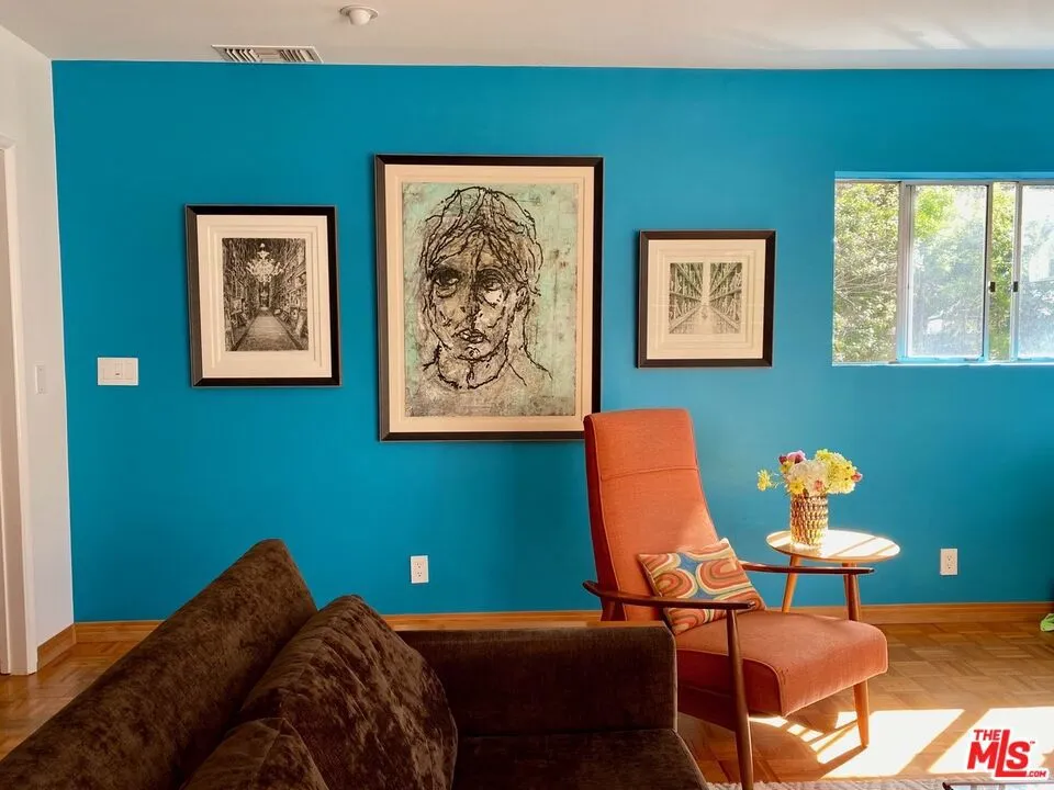 Los Angeles, California 90066, United States, 3 Bedrooms Bedrooms, ,2 BathroomsBathrooms,Residential,Active,196921