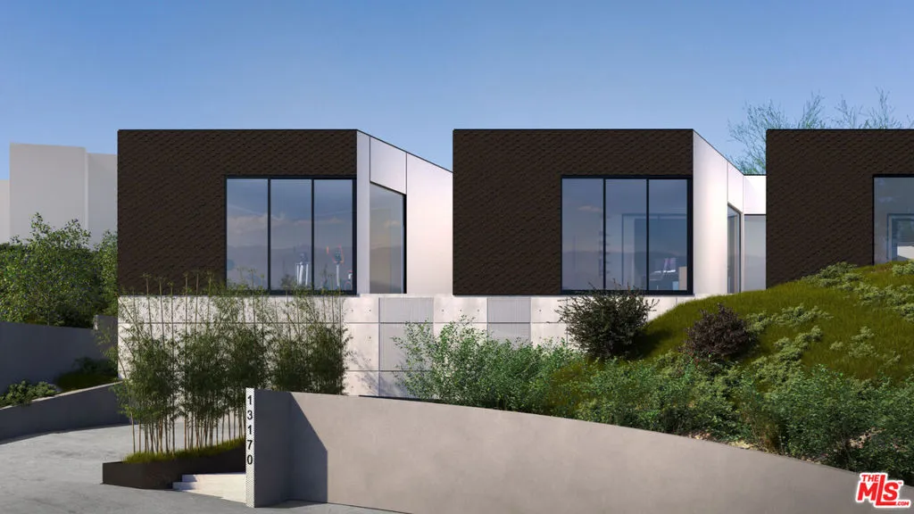 Beverly Hills, California 90210, United States, 5 Bedrooms Bedrooms, ,7 BathroomsBathrooms,Residential,Active,222619