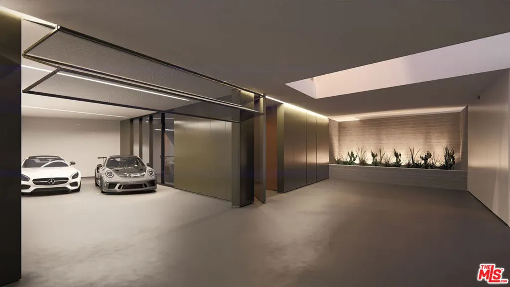 Beverly Hills, California 90210, United States, 5 Bedrooms Bedrooms, ,7 BathroomsBathrooms,Residential,Active,222619