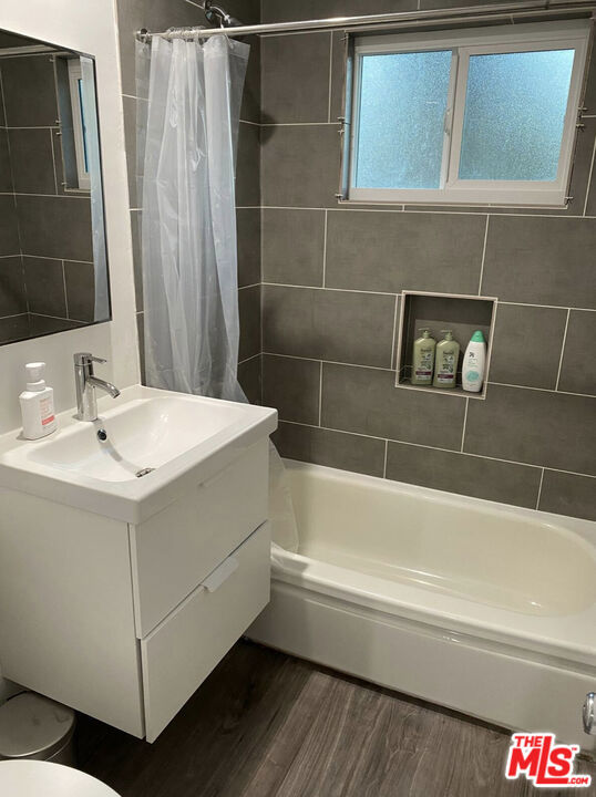 3864 Inglewood Boulevard