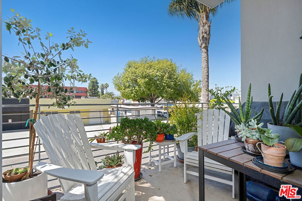 13320 Beach Avenue 203
