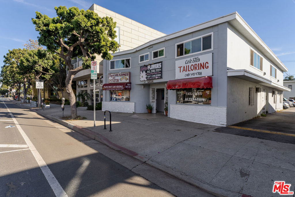 12028 Venice Boulevard